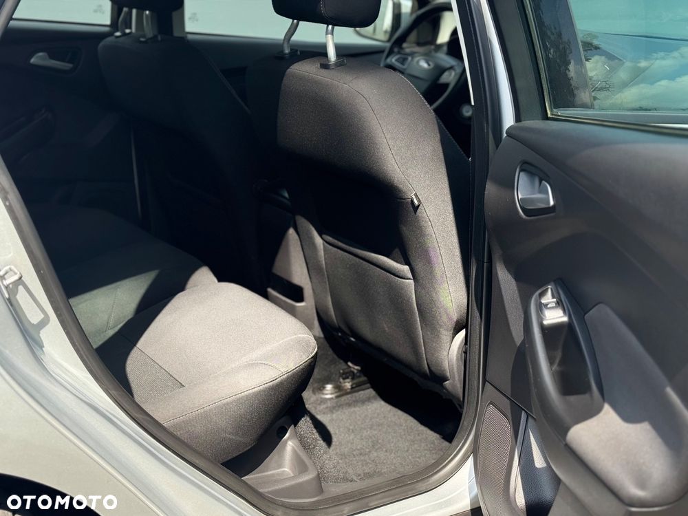 Ford Focus - 30