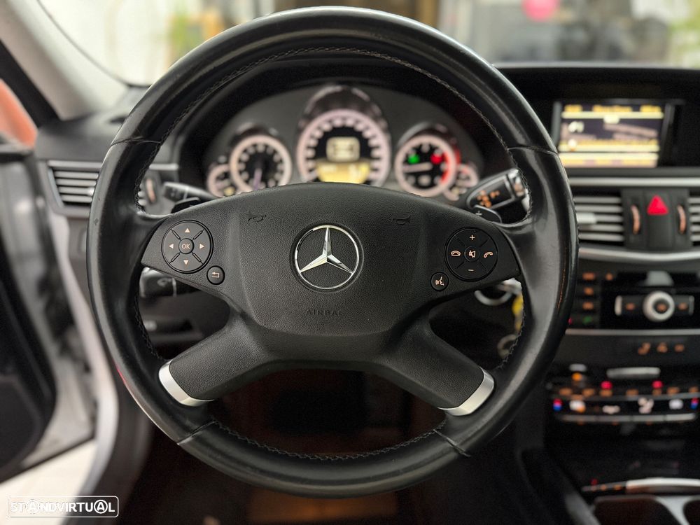 Mercedes-Benz E 250 BlueTEC Avantgarde Auto. - 26