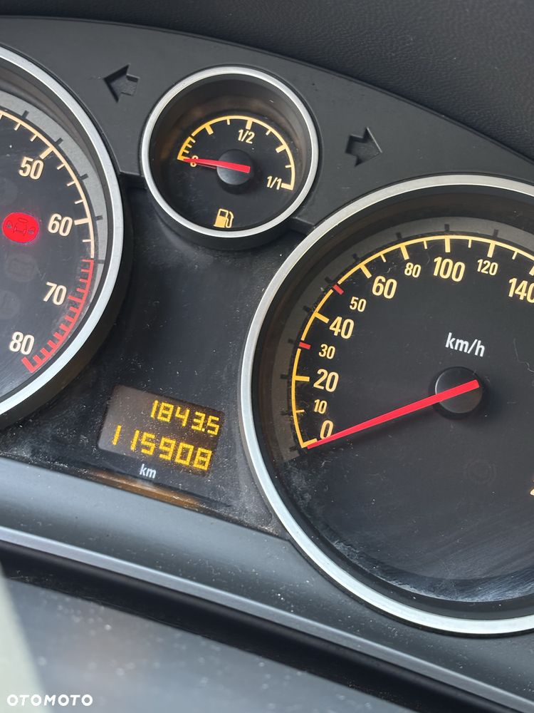 Opel Astra - 8