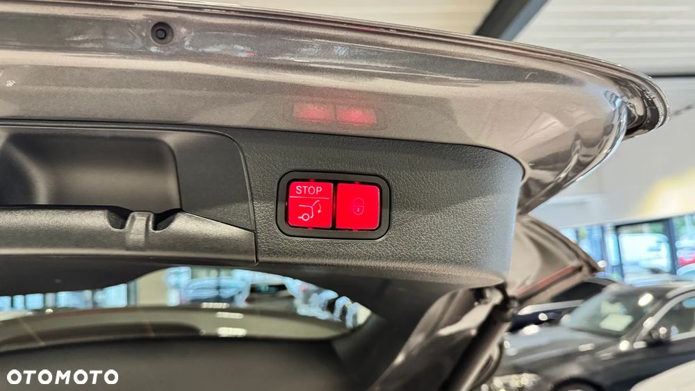 Mercedes-Benz GLB 200 AMG Line 7G-DCT - 37