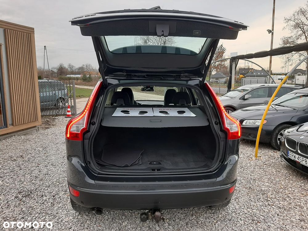 Volvo XC 60 D3 Geartronic Momentum - 3