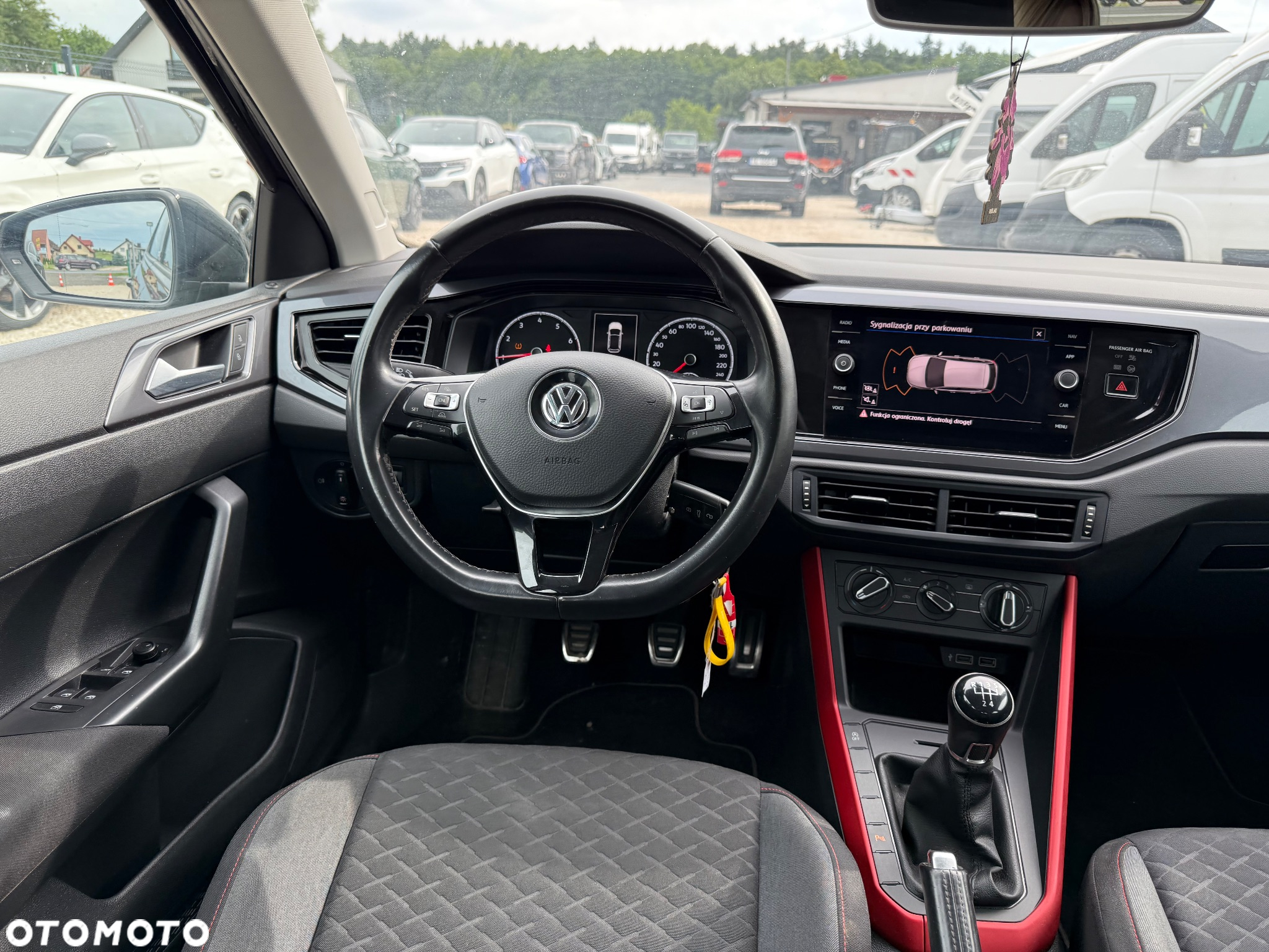 Volkswagen Polo - 10