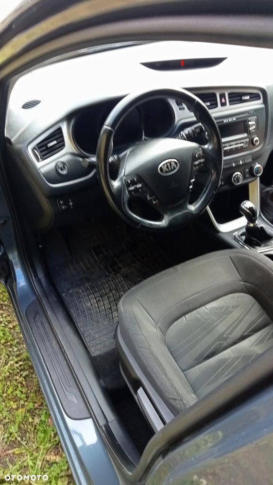 Kia Ceed Cee'd 1.6 CRDi S - 12