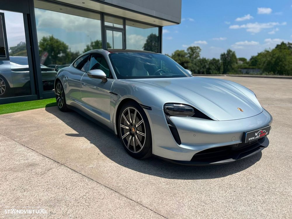 Porsche Taycan 4 — fotografia 4