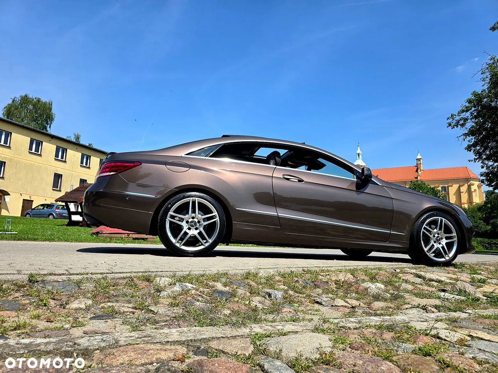 Mercedes-Benz Klasa E 350 4-Matic - 21