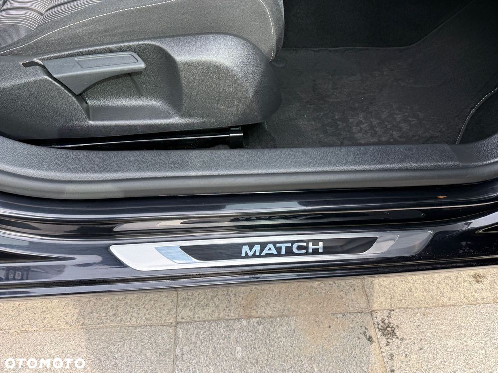 Volkswagen Golf 1.2 TSI MATCH - 19