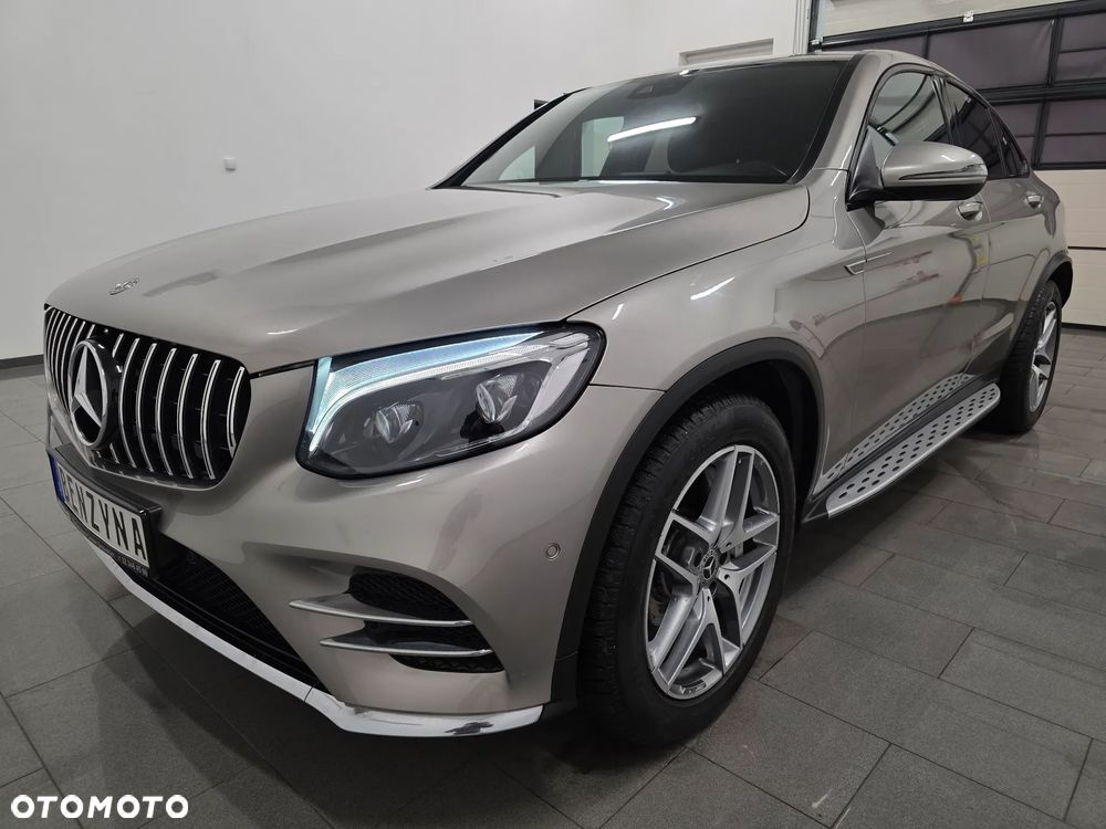 Mercedes-Benz GLC 250 4Matic 9G-TRONIC AMG Line - 2