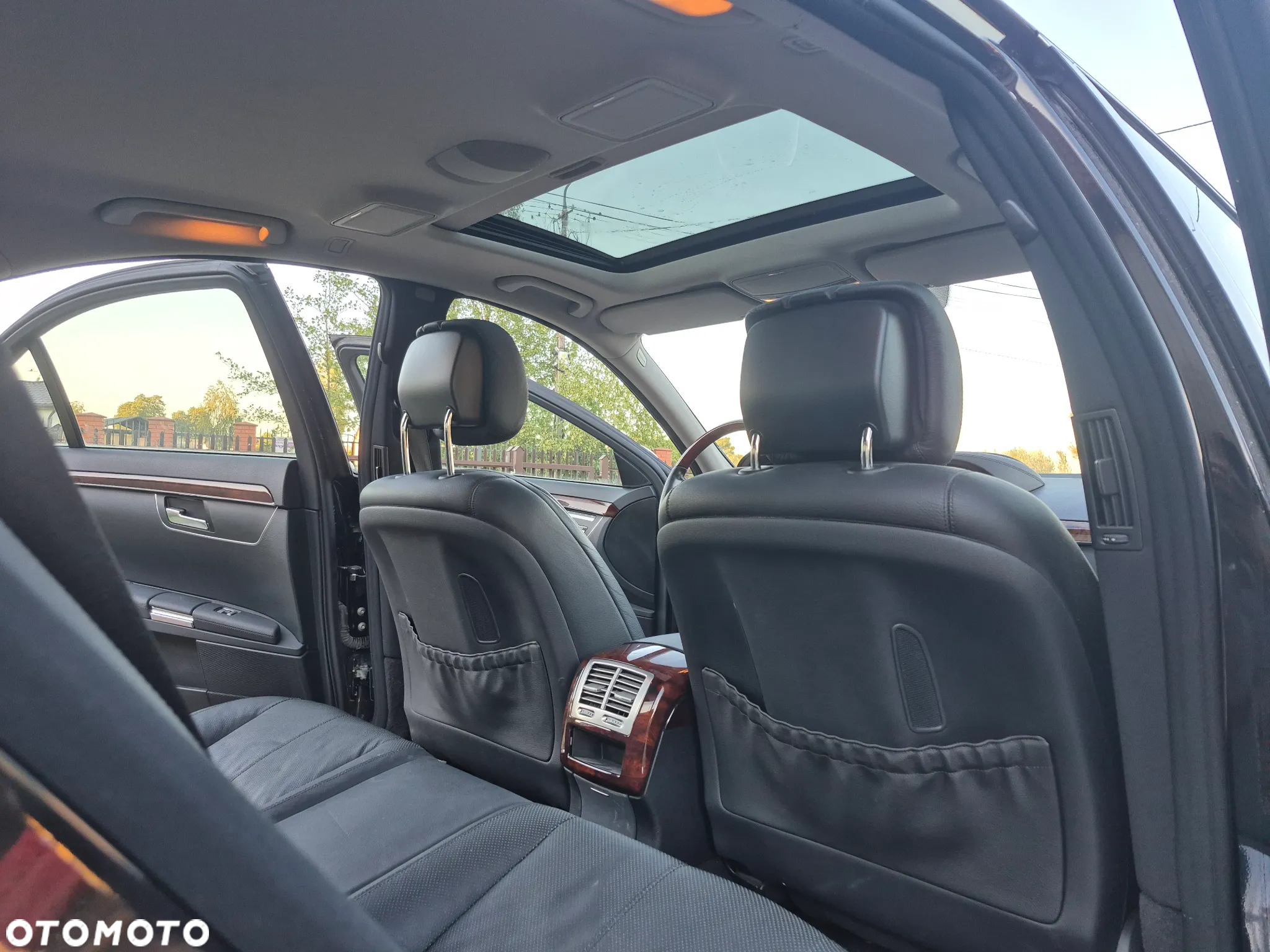 Mercedes-Benz Klasa S 500 4Matic 7G-TRONIC - 22