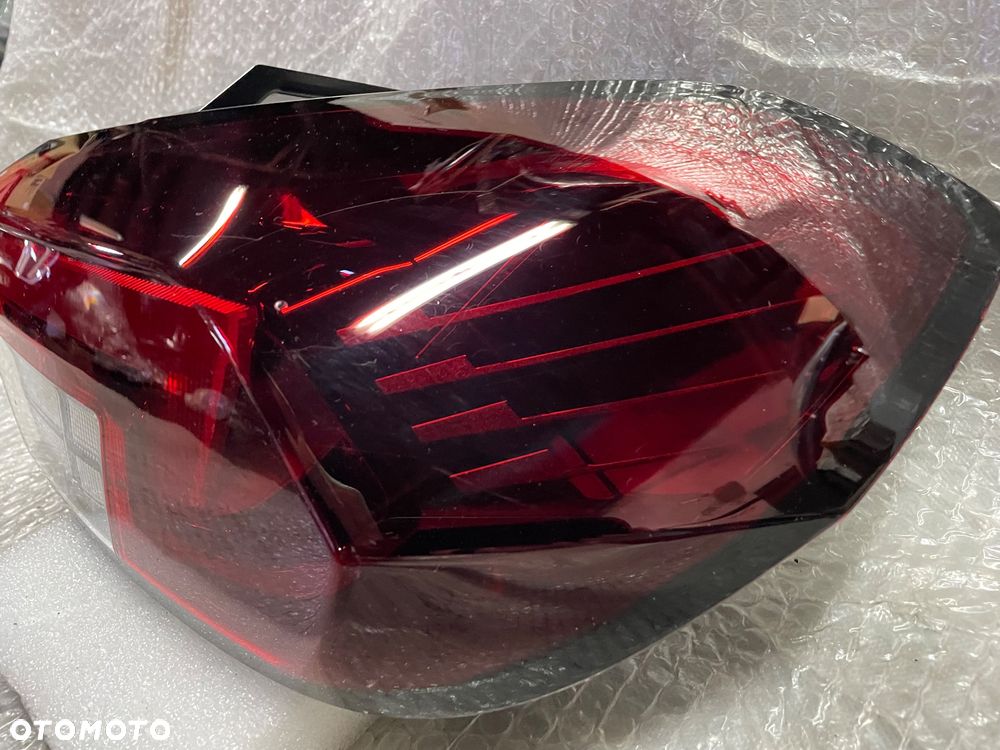 LAMPA TYŁ PRAWA OPEL CORSA F LED 90194153 39162664 9829317280 - 9