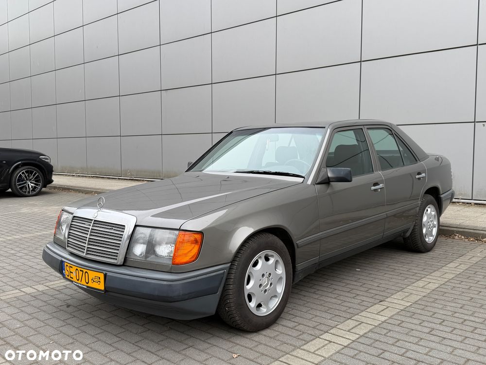 Mercedes-Benz W124 (1984-1993) - 1