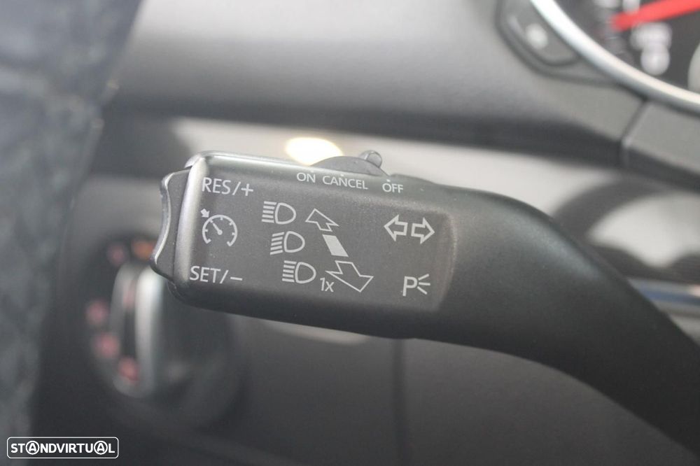 VW Golf Cabriolet 1.2 TSI Exclusive - 29