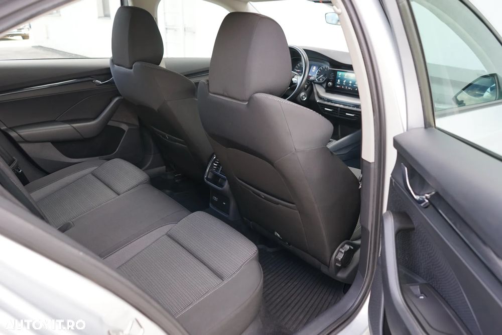 Skoda Octavia 2.0 TDI Ambition - 25