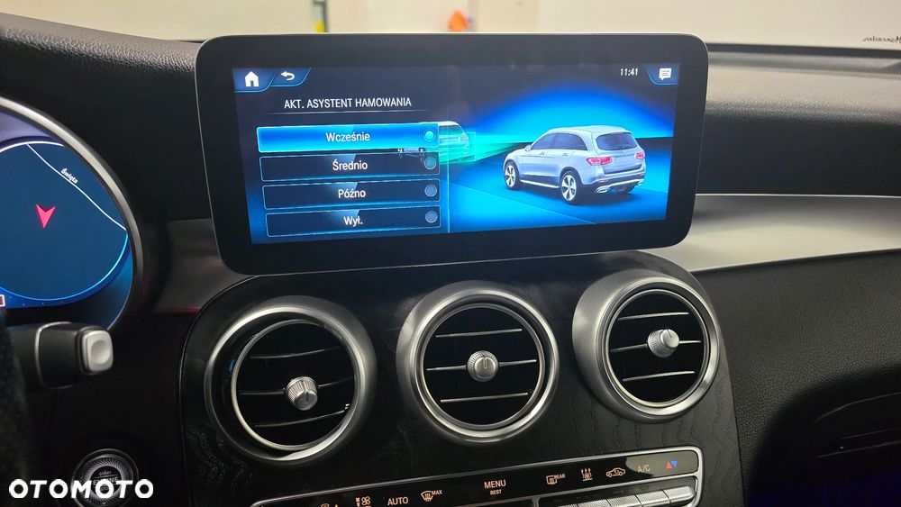 Mercedes-Benz GLC 300 de 4Matic 9G-TRONIC AMG Line Plus - 33