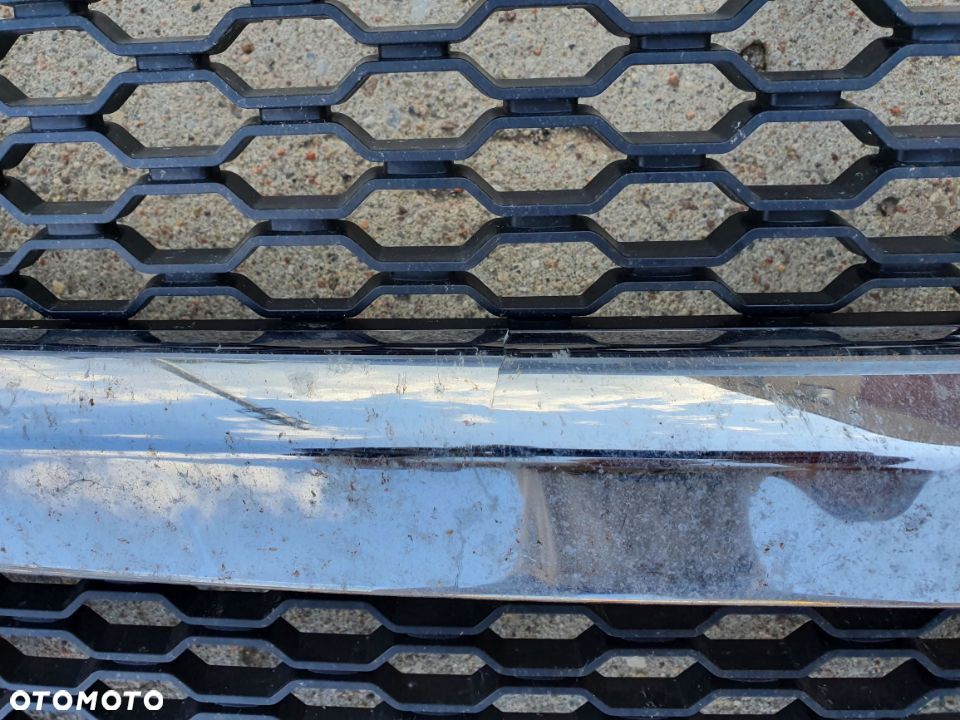 Dodge RAM IV 2500 3500 lifting 13- atrapa grill - 4