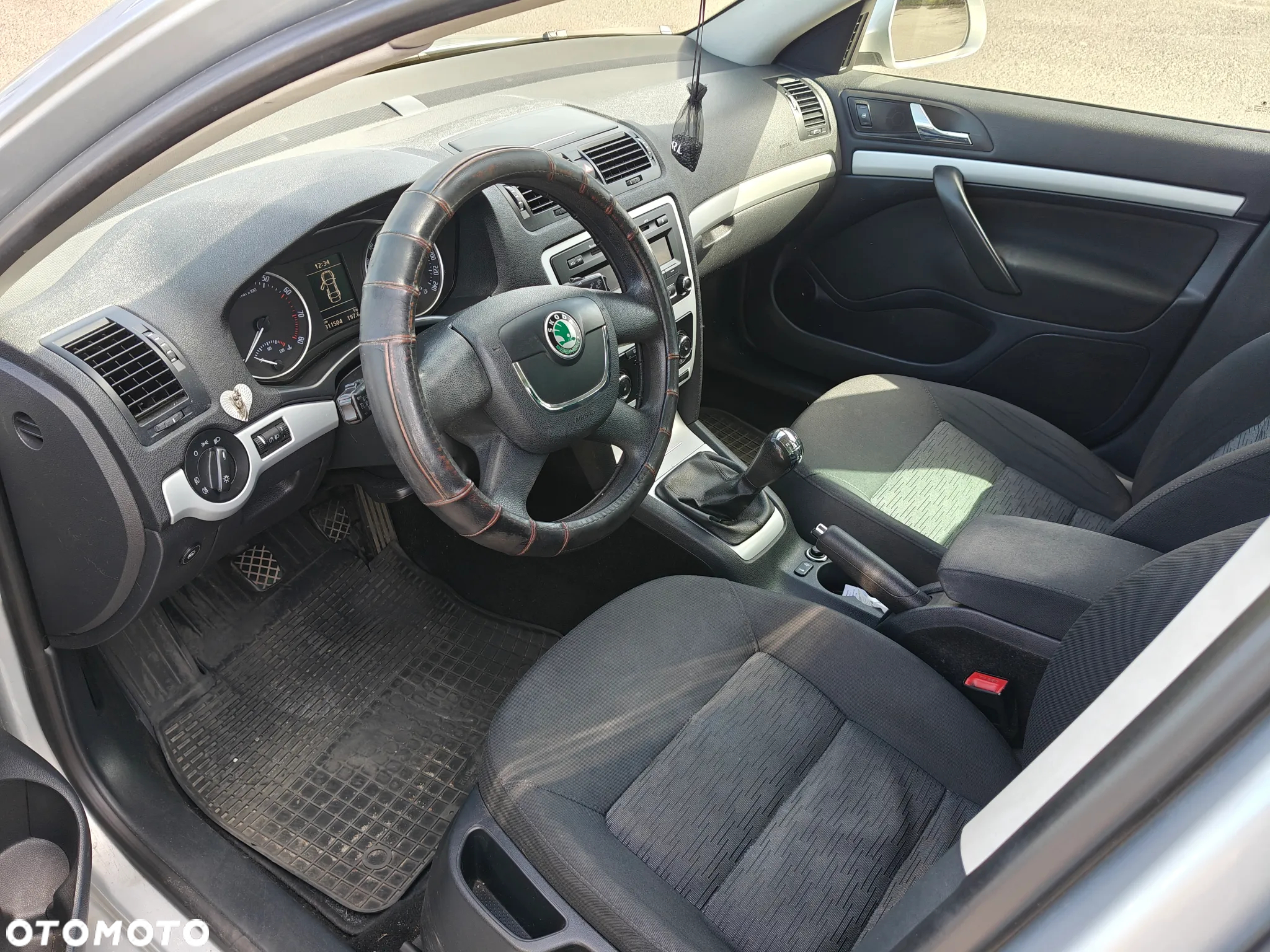 Skoda Octavia 1.8 T FSI Ambiente - 11