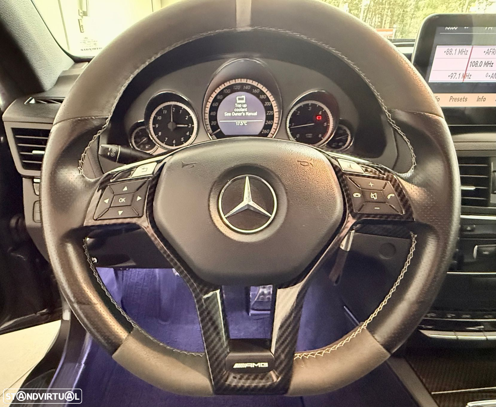Mercedes-Benz E 220 CDi Avantgarde BlueEfficiency - 37