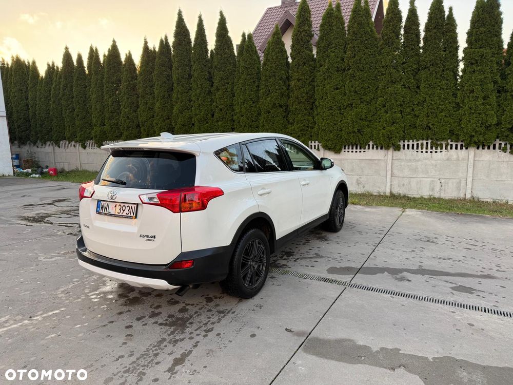 Toyota RAV4 - 9
