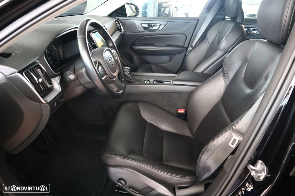 Volvo V60 2.0 D4 Momentum Geartronic - 11