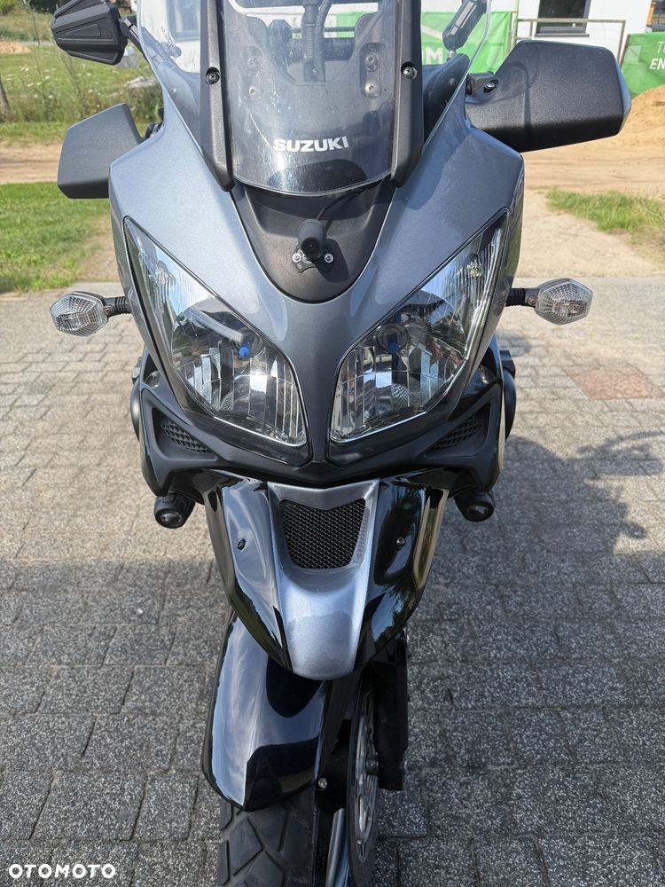 Suzuki V-STROM - 22