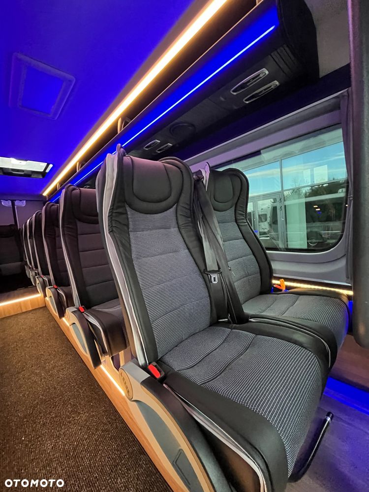 Mercedes-Benz Sprinter 519 - 10