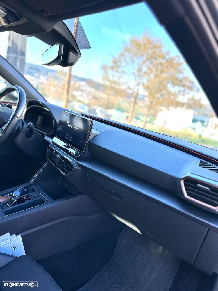 Cupra Leon 1.4 e-Hybrid DSG - 12