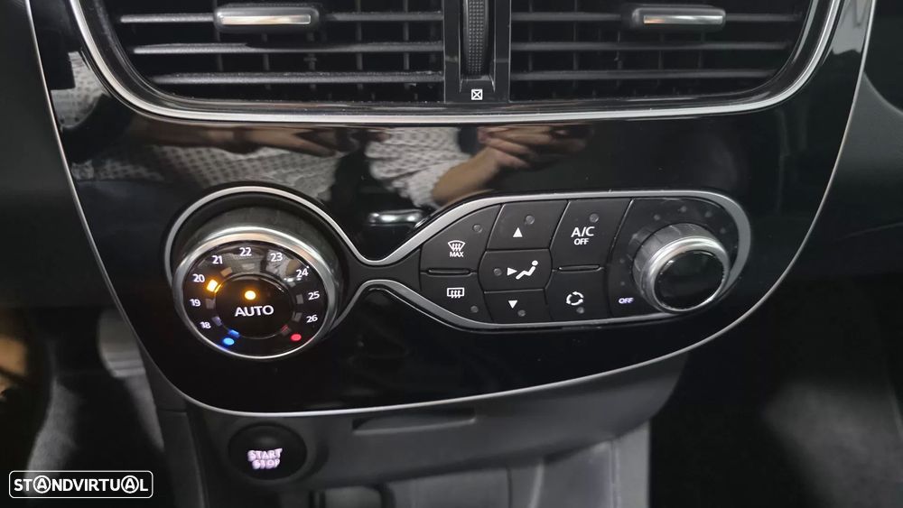 Renault Clio 0.9 TCE Luxe - 14