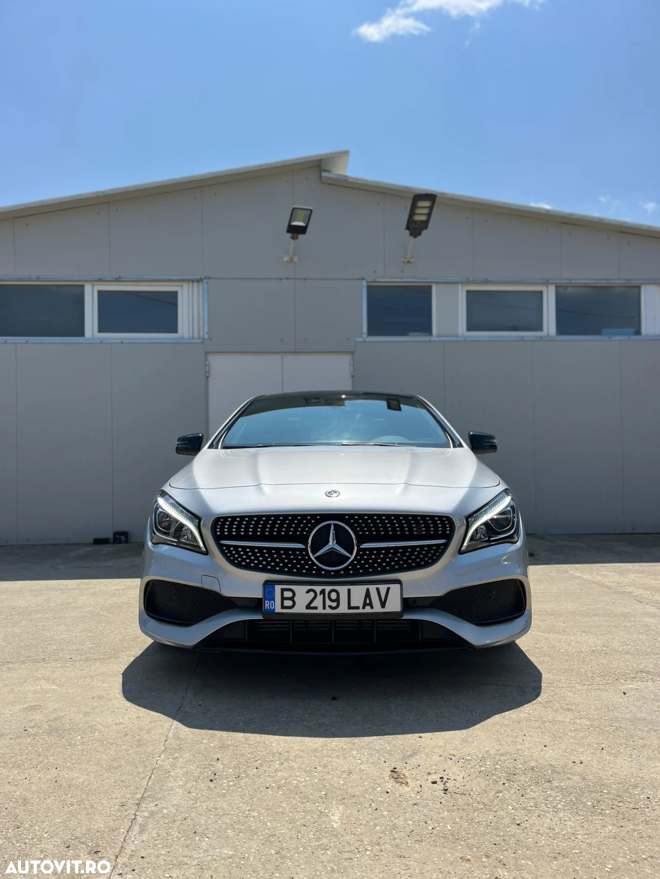 Mercedes-Benz CLA 200 7G-DCT AMG Line - 2