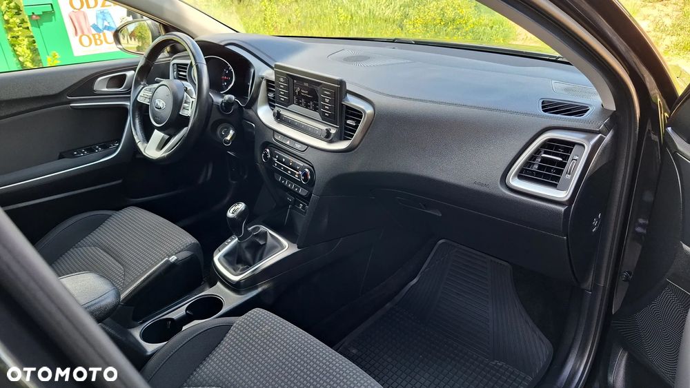 Kia Ceed 1.0 T-GDI S - 30