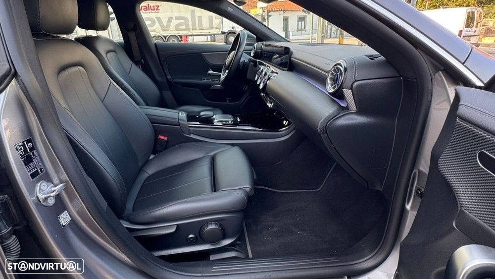 Mercedes-Benz CLA 250 e 8G-DCT Progressive - 11