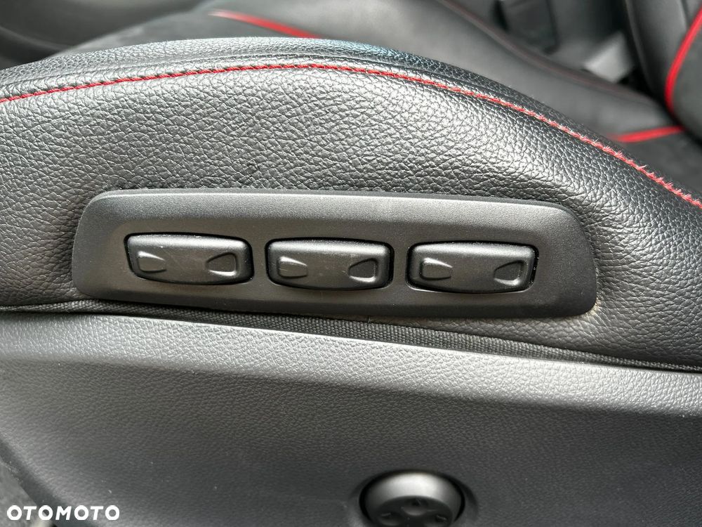 Mercedes-Benz Klasa A AMG 45 4-Matic - 30