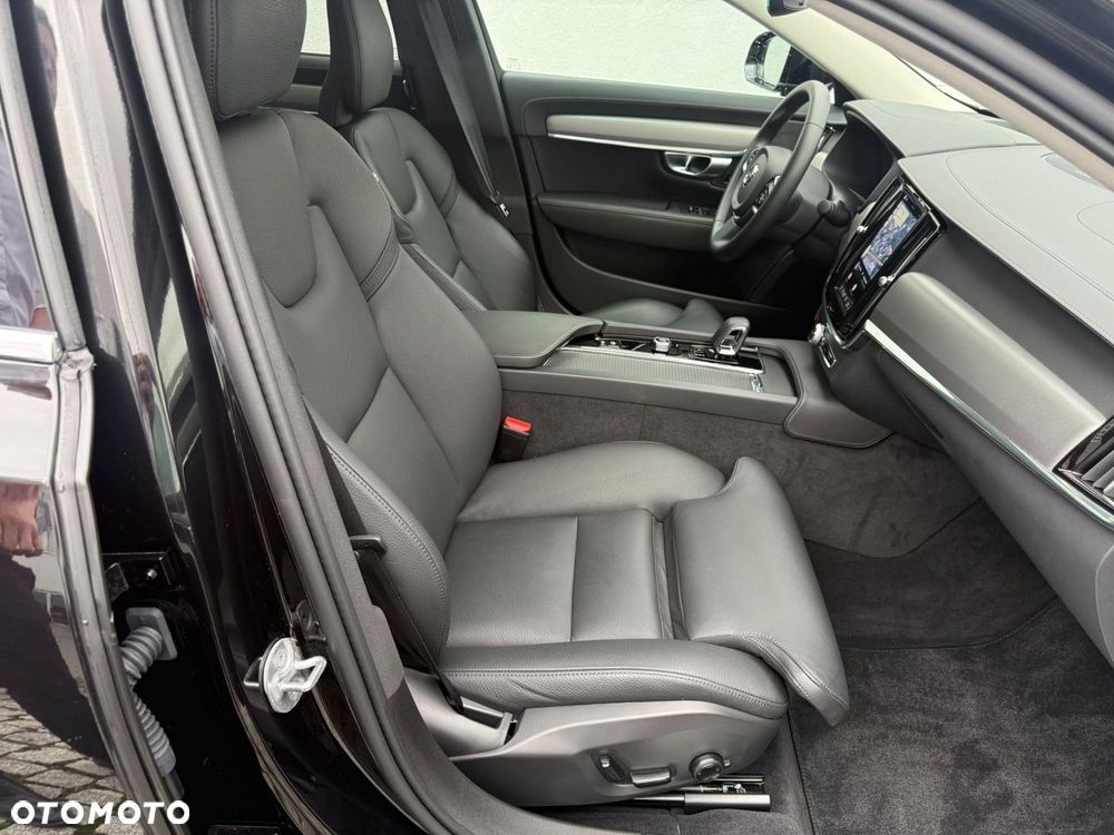 Volvo S90 - 31