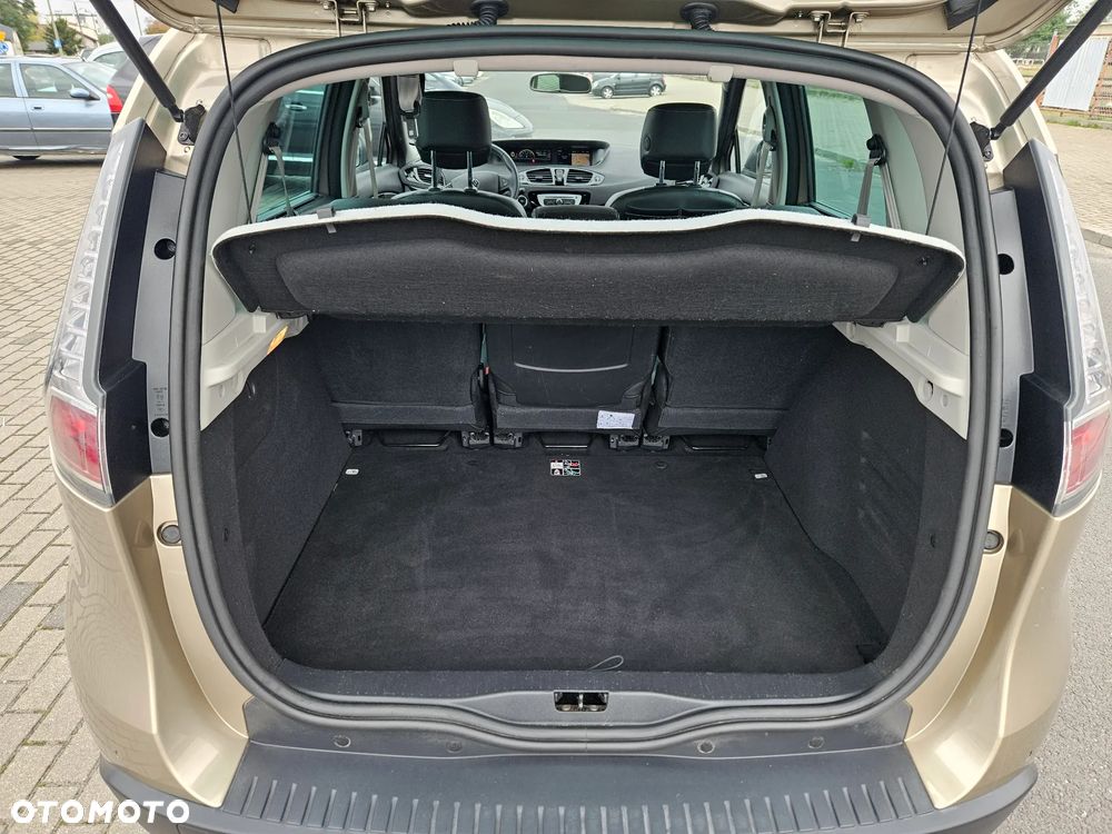 Renault Scenic ENERGY TCe 115 Bose Edition - 12