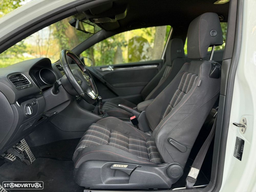 VW Golf 2.0 TSi GTI - 19