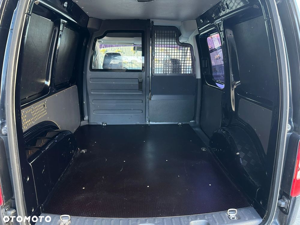 Volkswagen Caddy - 21