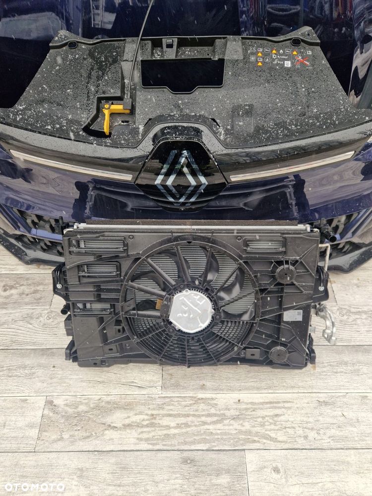 przód zderzak lampy maska renault megane v e-tech lakier-terre - 8