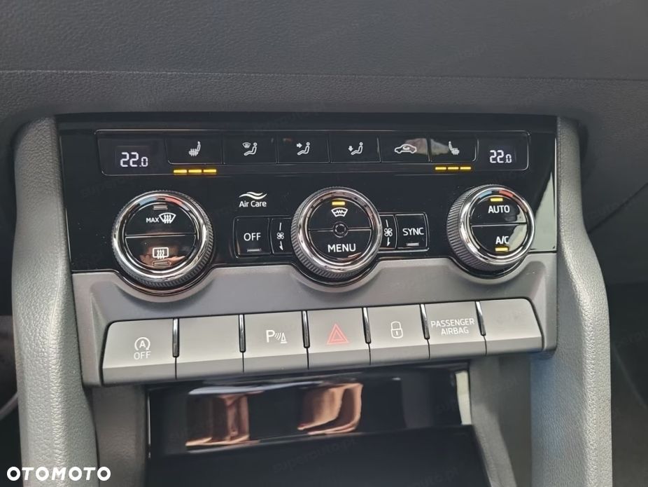 Skoda Karoq 1.5 TSI ACT Sportline DSG - 9