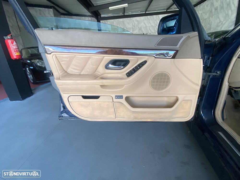 BMW 725 tds - 21