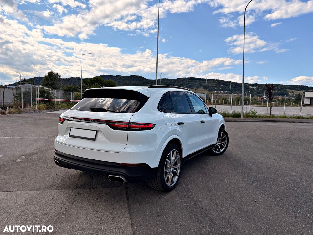 Porsche Cayenne Tiptronic S - 6