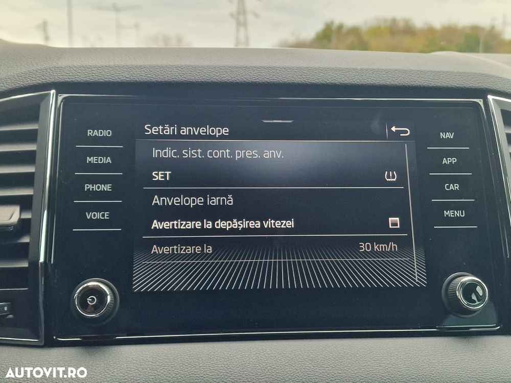 Skoda Karoq 2.0 TDI SCR 4x4 DSG Ambition - 24