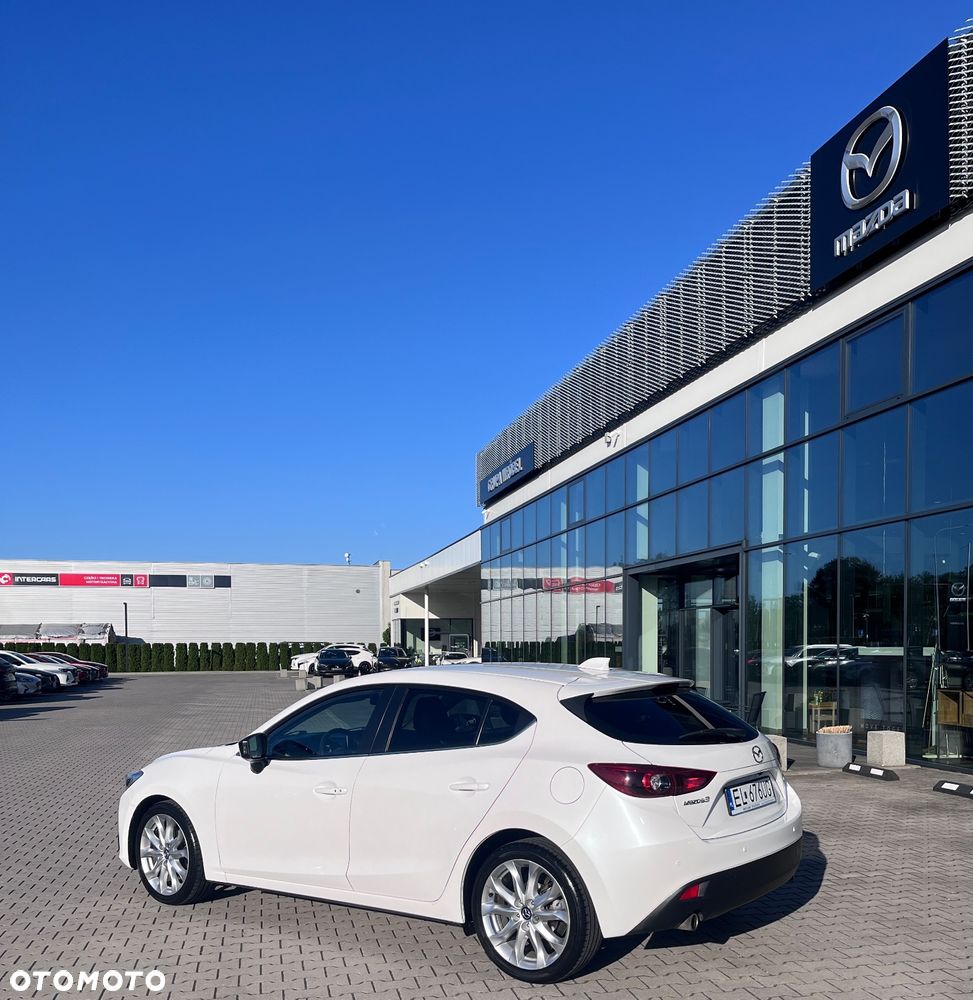 Mazda 3 - 4