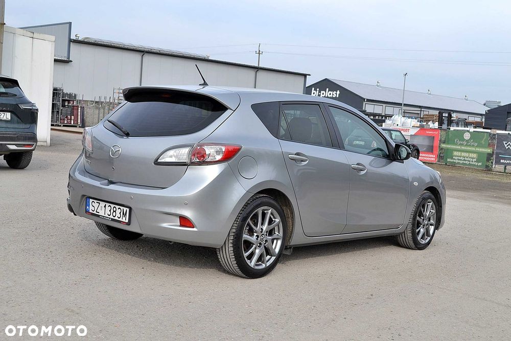 Mazda 3 - 5