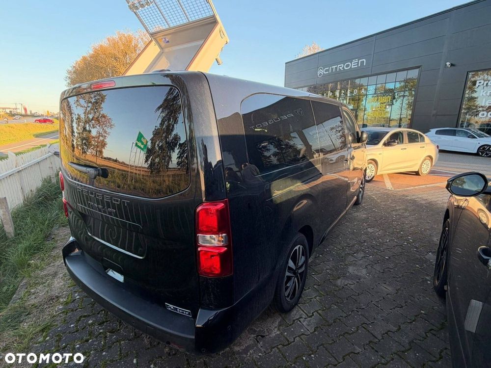 Peugeot Traveller - 6
