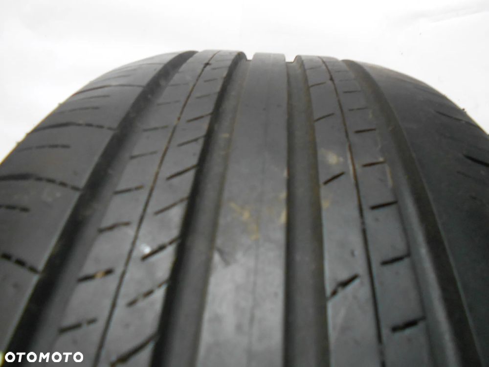 OPONA POJEDYNKA 225/60R18 DUNLOP GRANDTREK PT30 DOT 4321 6.8MM - 2