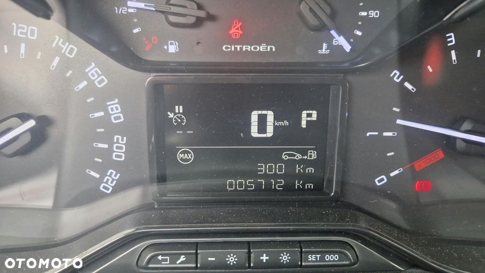 Citroën C3 Pure Tech 110 S&S EAT6 SHINE - 10