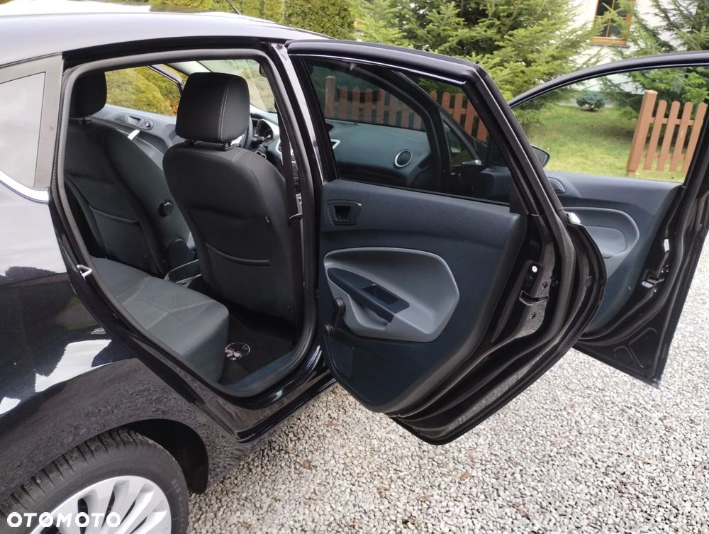 Ford Fiesta 1.25 Titanium - 28