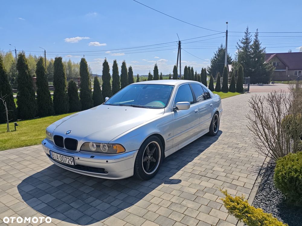 BMW Seria 5 525i - 2