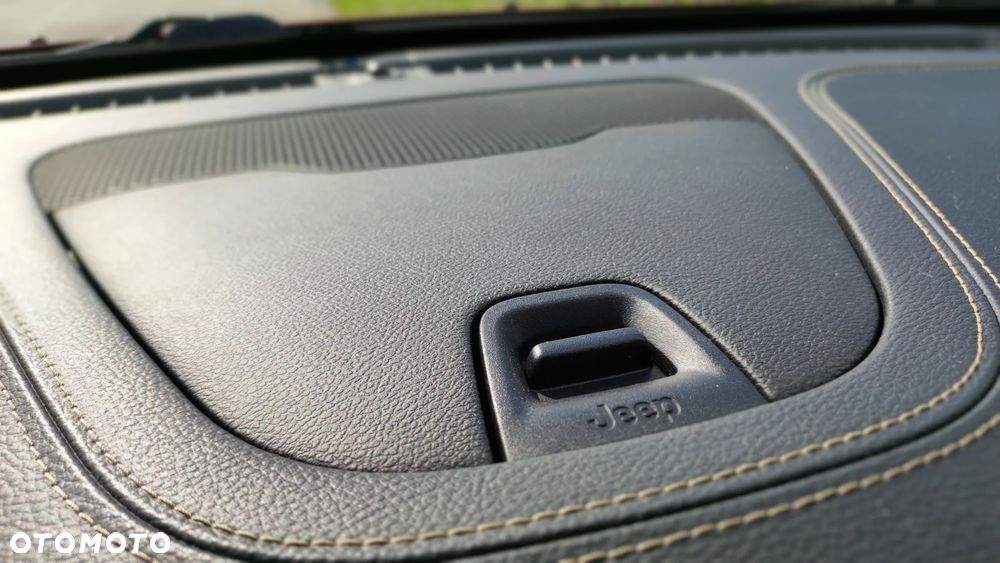 Jeep Cherokee 3.2 V6 Active Drive I Limited - 19