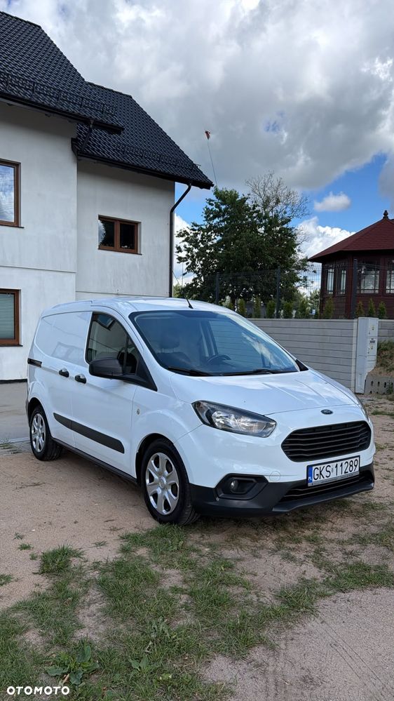 Ford Courier - 2