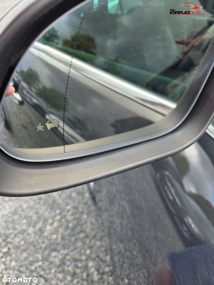 Opel Insignia - 30