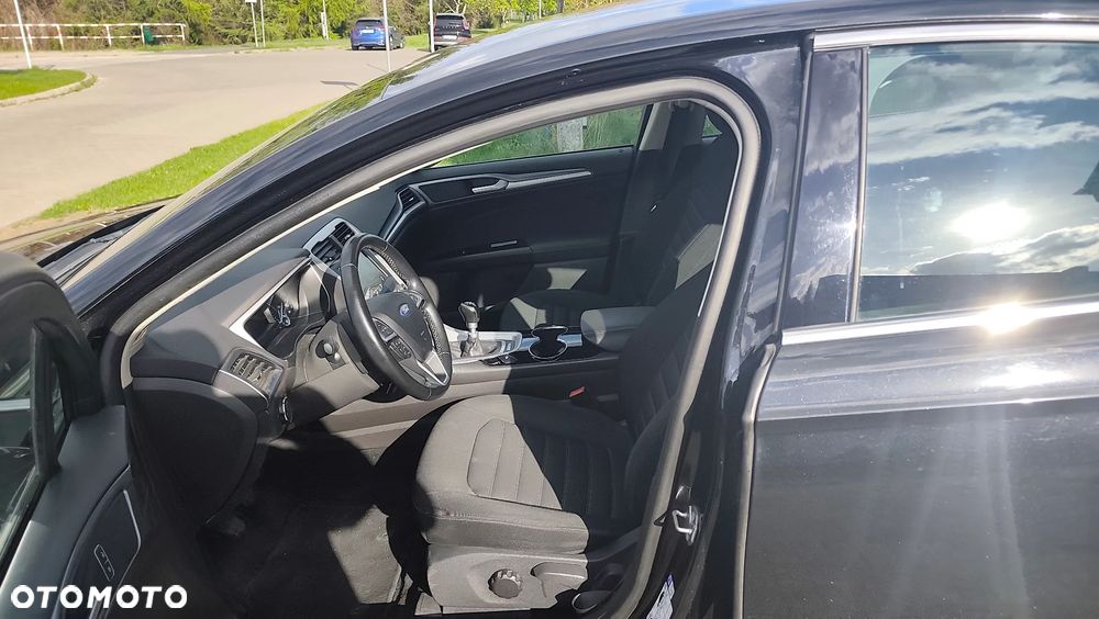 Ford Mondeo 1.5 EcoBoost STart-Stopp Titanium - 4